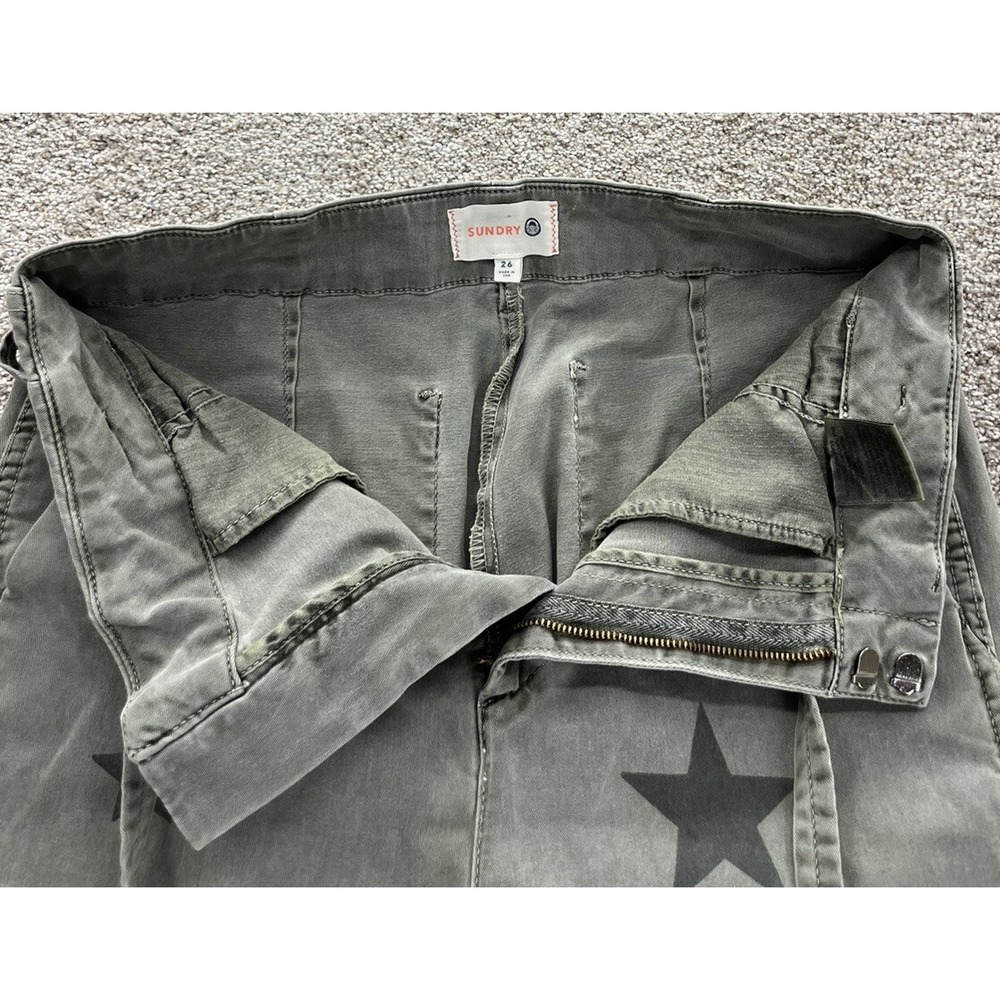 Star-Patterned Gray Women's Pants - image 8